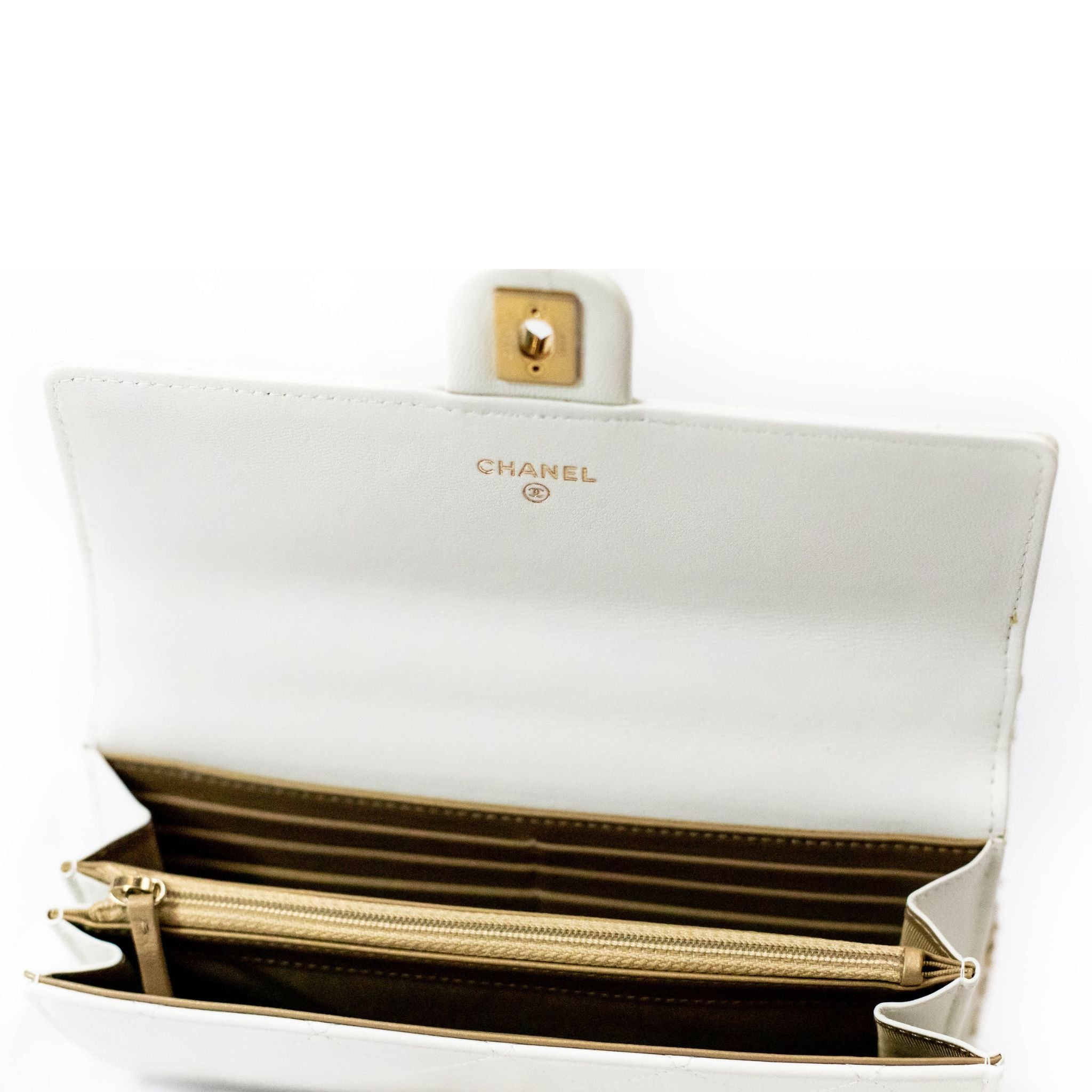 Chanel Chic Pearls Clutch with Chain - SOLD