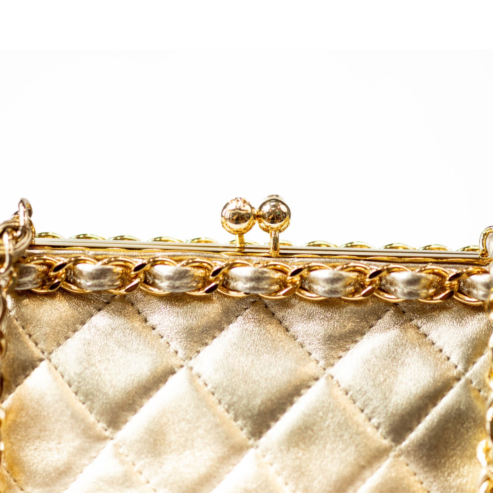 CHANEL Gold Lambskin Kisslock Clutch - 1994 - 1996