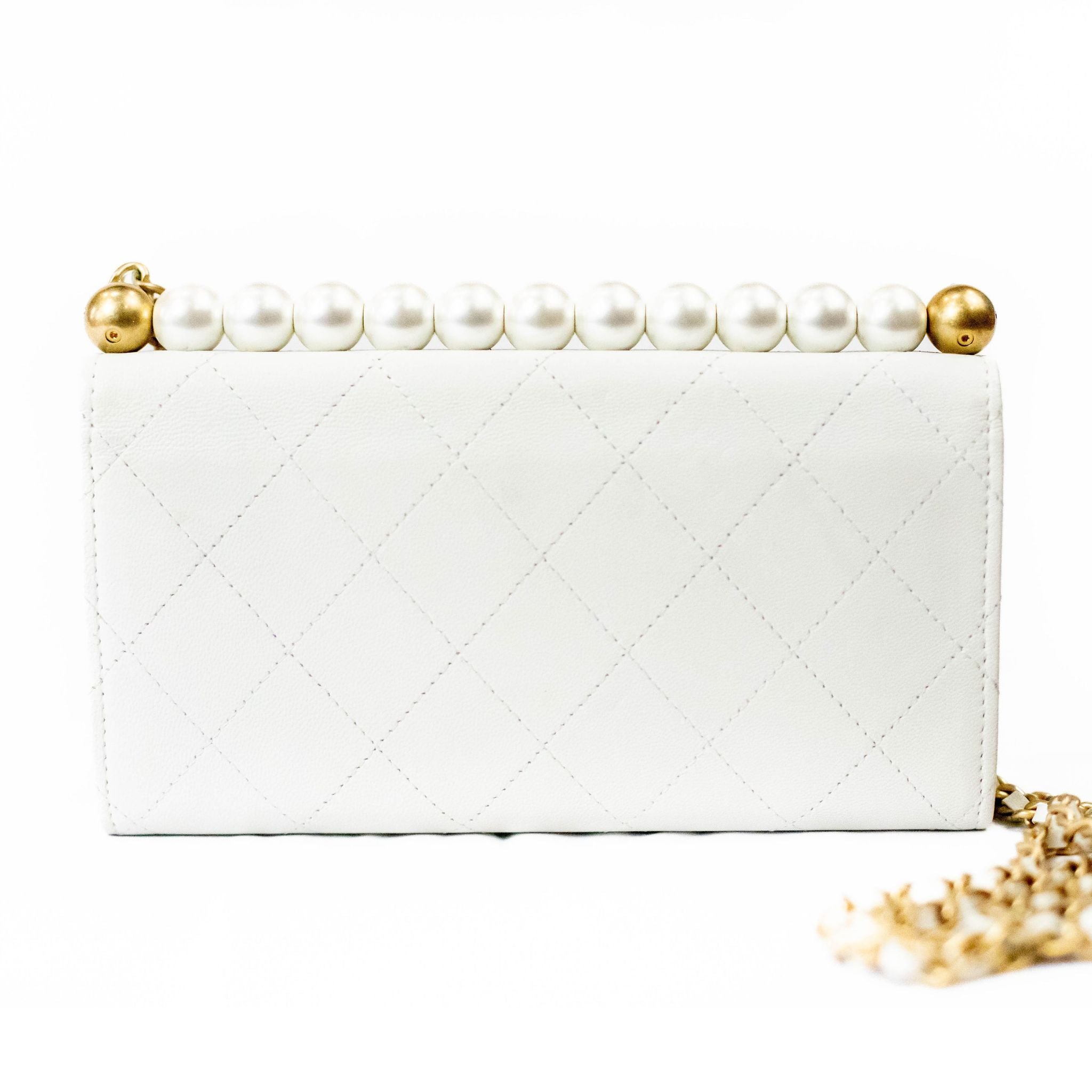 Chanel Chic Pearls Clutch with Chain