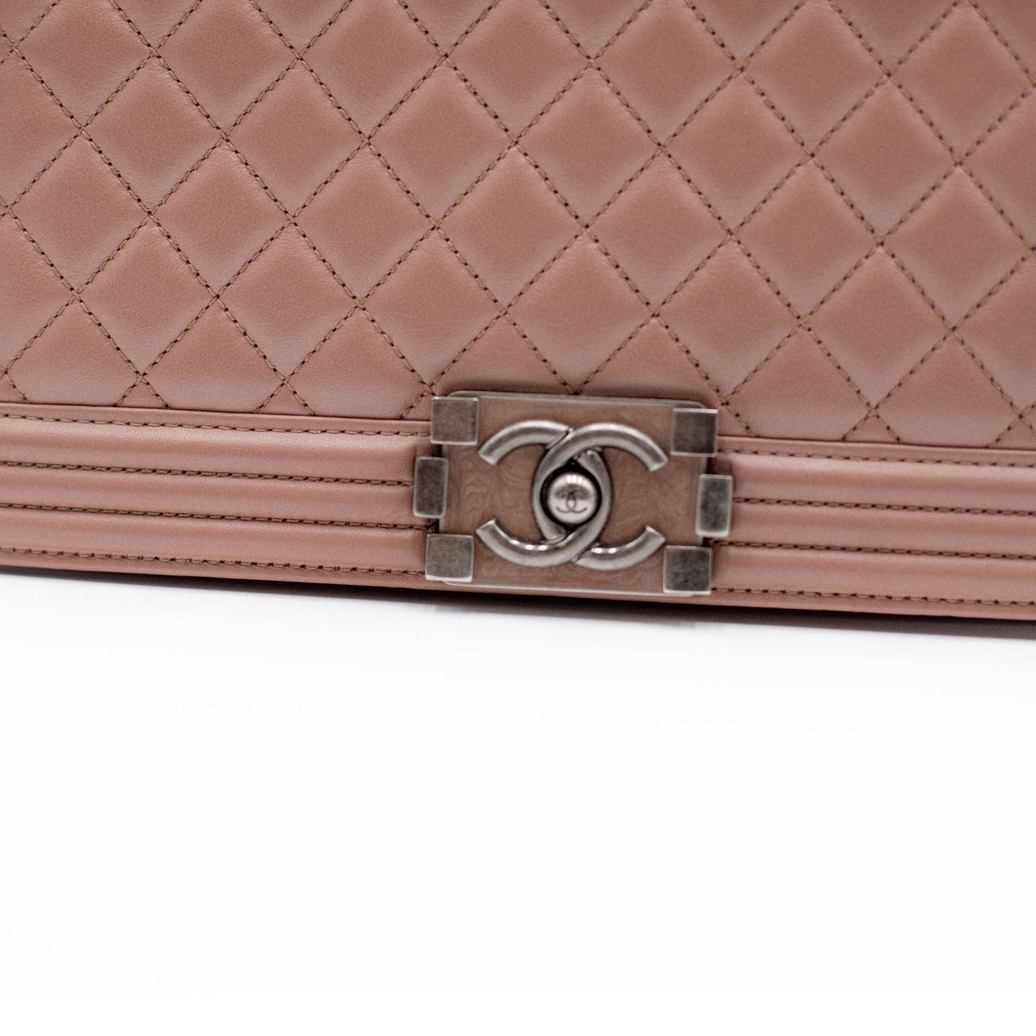 Chanel Quilted Calfskin Medium Boy Bag - Blush