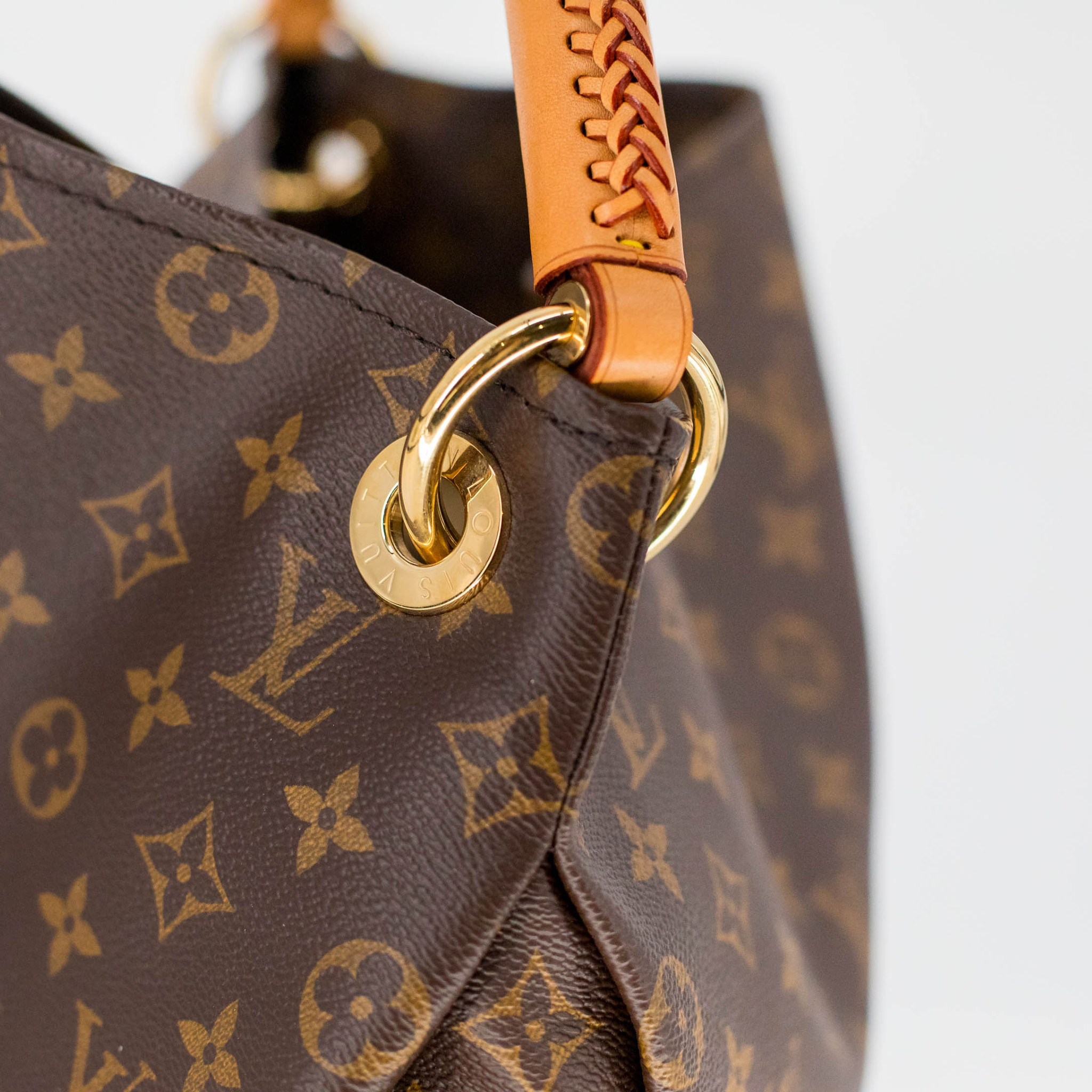 Louis Vuitton Artsy Monogram Canvas Handbag MM - SOLD