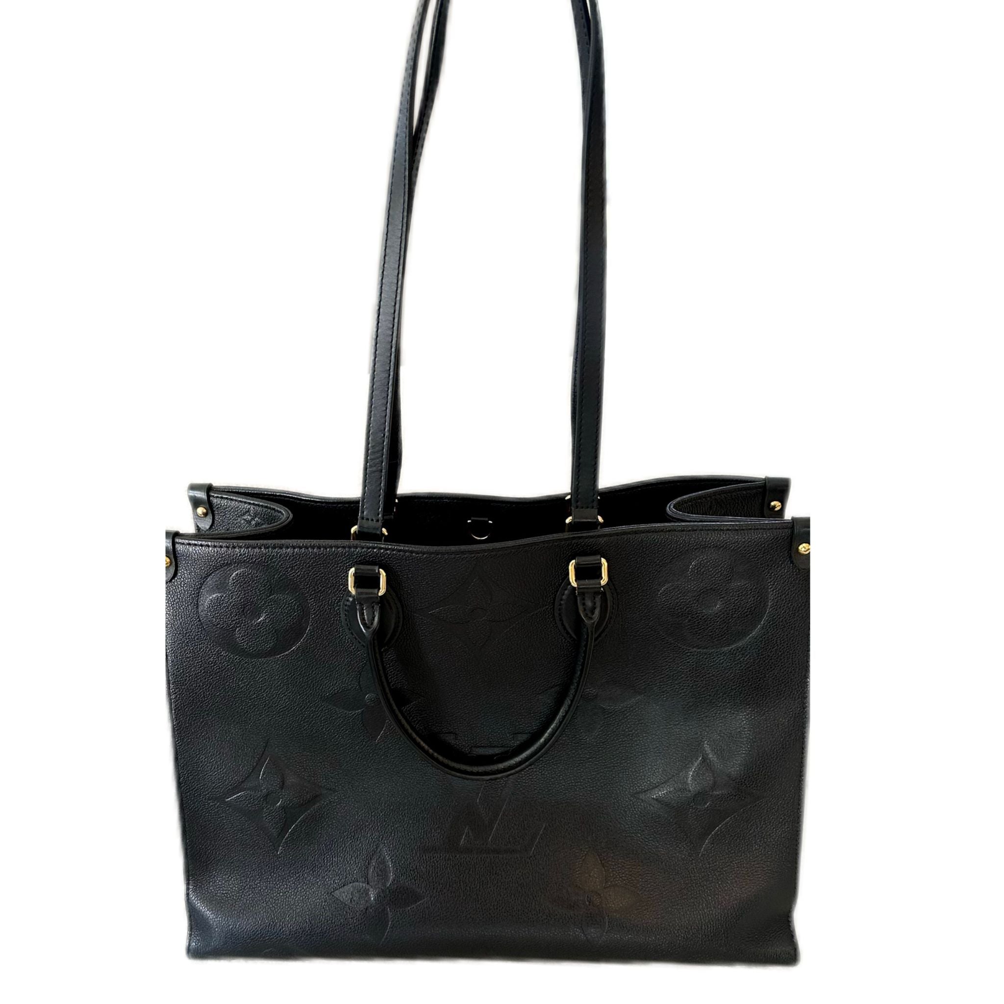Louis Vuitton Empreinte Monogram Giant OnTheGo MM - Black
