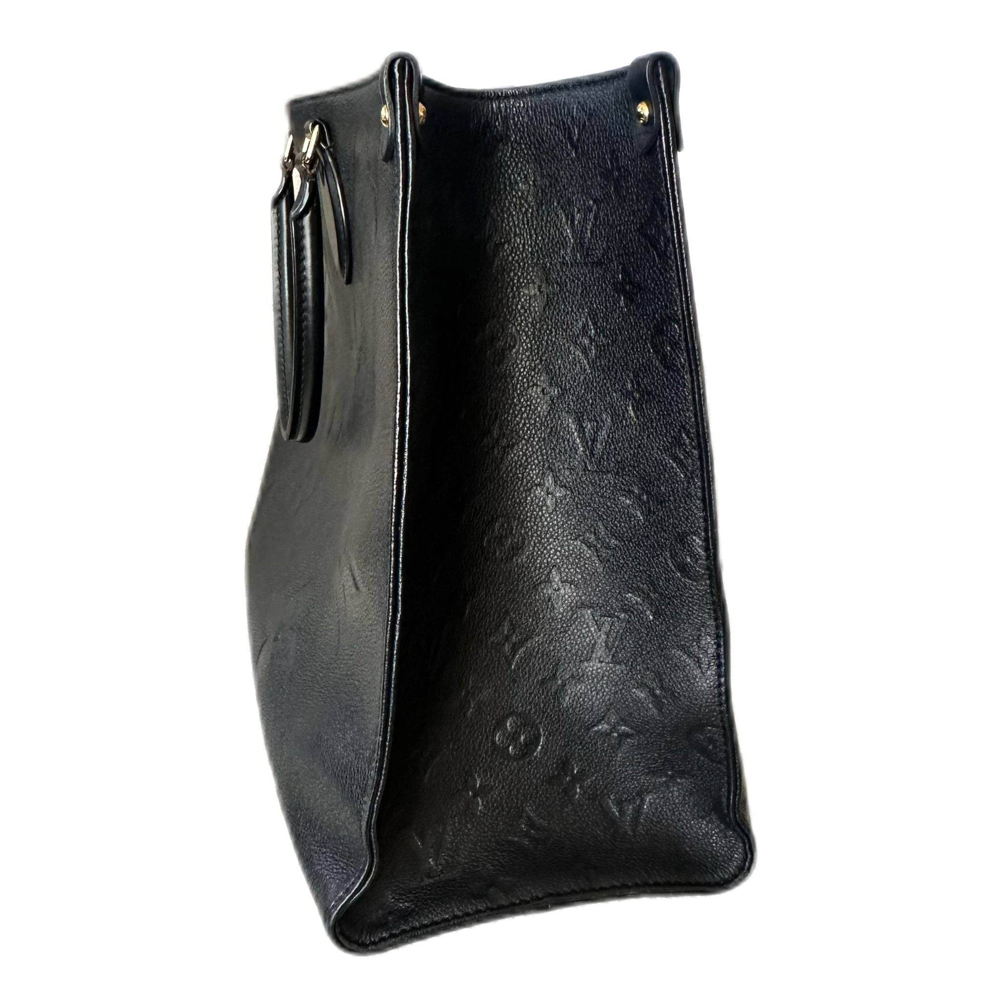 Louis Vuitton Empreinte Monogram Giant OnTheGo MM - Black