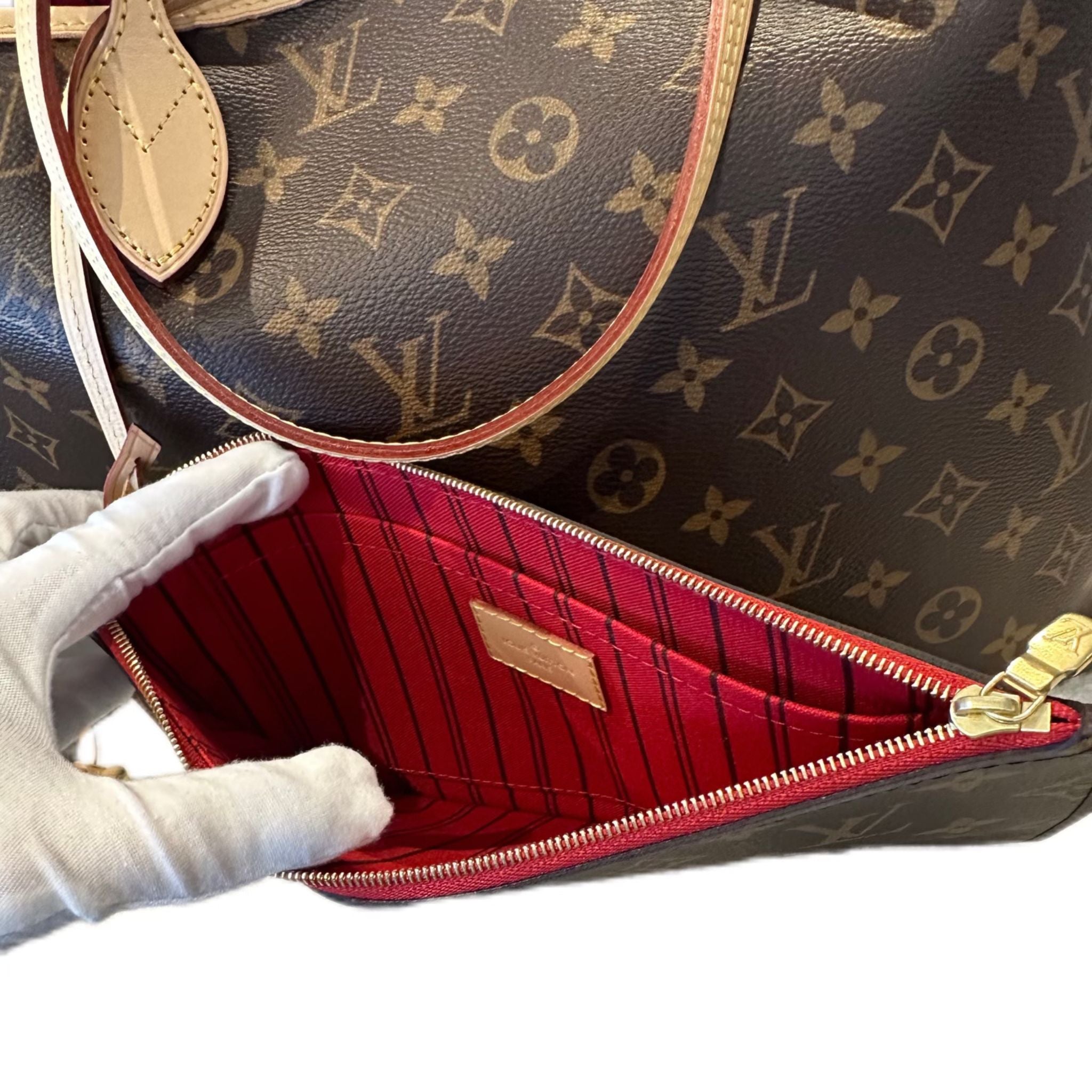 Louis Vuitton Monogram Canvas Neverfull MM w/pouch